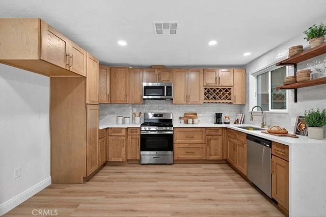 4392 Elm, Long Beach, CA 90807