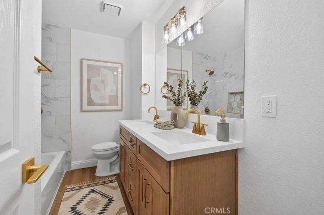 4392 Elm, Long Beach, CA 90807