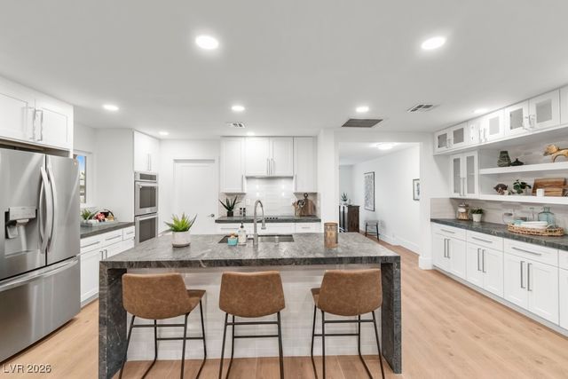 1621 Franklin Avenue, Las Vegas, NV 89104