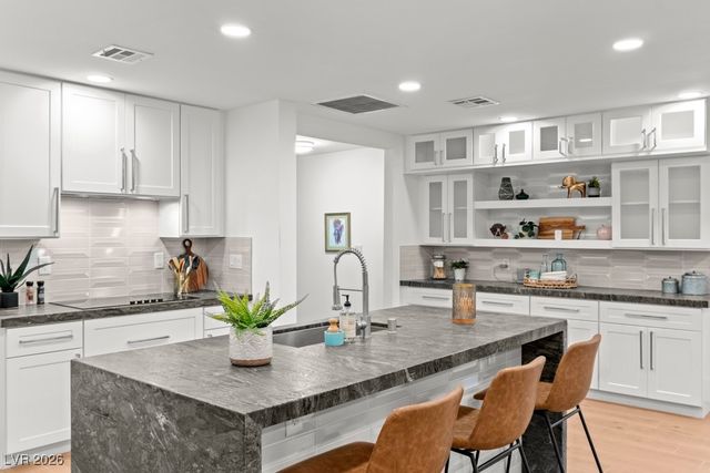 1621 Franklin Avenue, Las Vegas, NV 89104