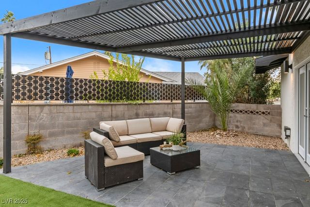 1621 Franklin Avenue, Las Vegas, NV 89104