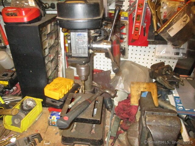 44 Douglas Drive, Meriden, CT 06451