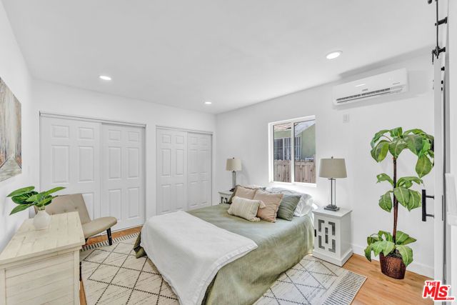 620 W 42nd Place, Los Angeles, CA 90037