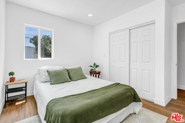 620 W 42nd Place, Los Angeles, CA 90037