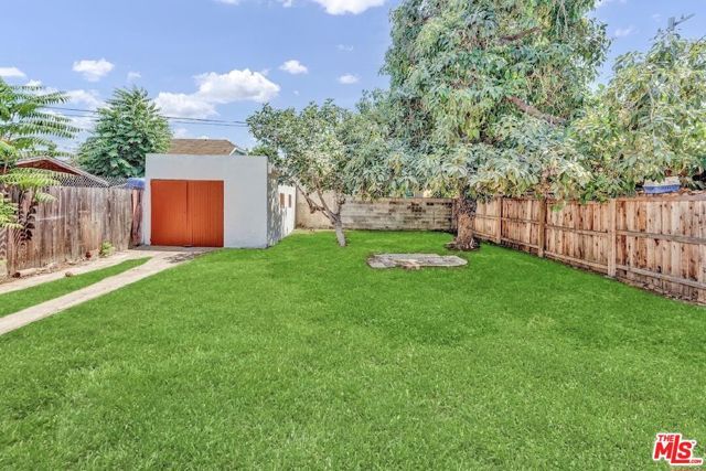 620 W 42nd Place, Los Angeles, CA 90037
