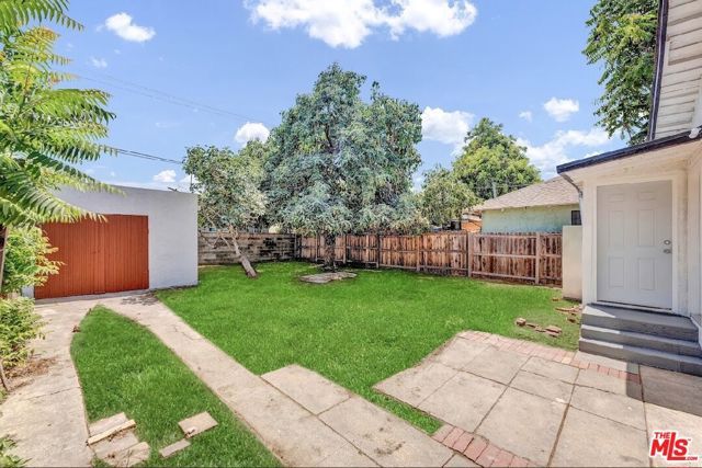 620 W 42nd Place, Los Angeles, CA 90037