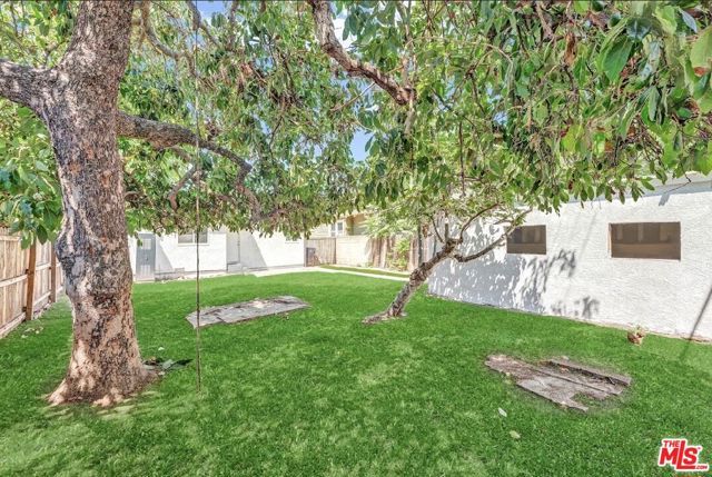 620 W 42nd Place, Los Angeles, CA 90037