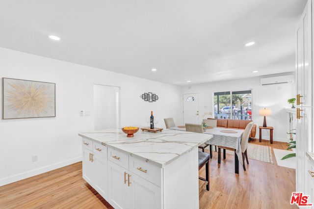 620 W 42nd Place, Los Angeles, CA 90037