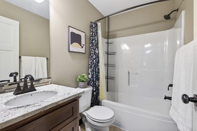 10115 Kaitlin Avenue, Hanover, MN 55341