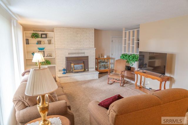 595 Bechler Drive, St Anthony, ID 83445