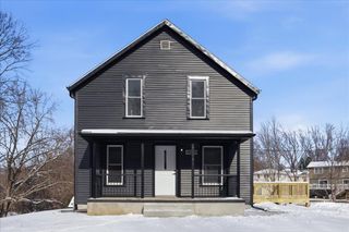 20250 STEVEN Lane, Council Bluffs, IA 51503