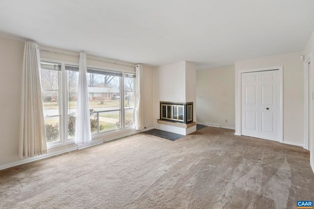 1304 LESTER DR, Charlottesville, VA 22901