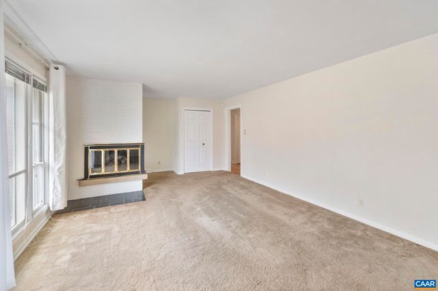 1304 LESTER DR, Charlottesville, VA 22901