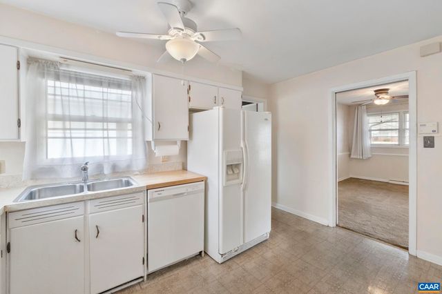 1304 LESTER DR, Charlottesville, VA 22901