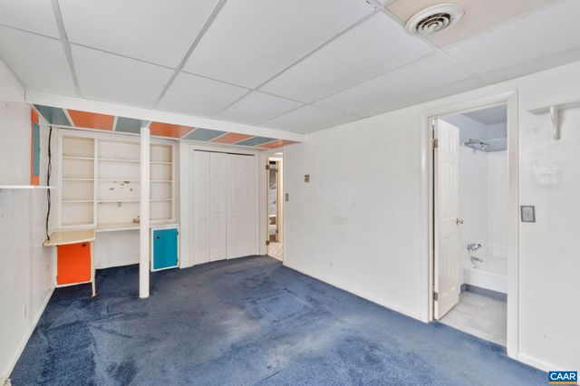1304 LESTER DR, Charlottesville, VA 22901