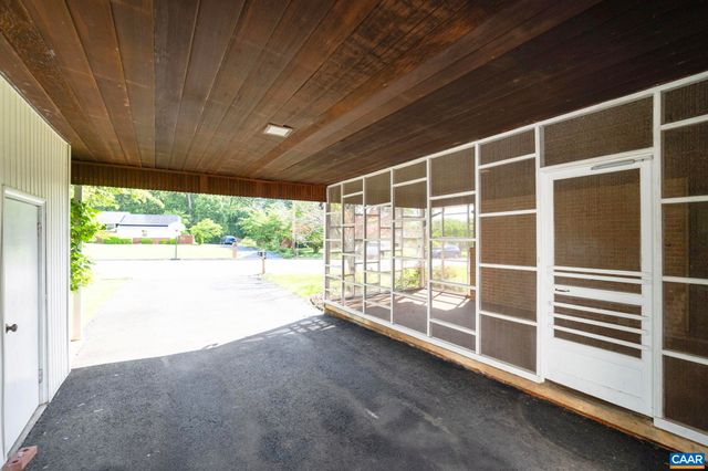 1304 LESTER DR, Charlottesville, VA 22901