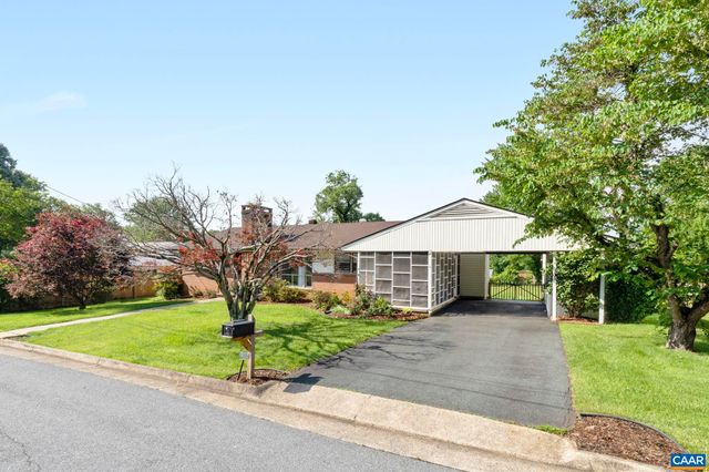 1304 LESTER DR, Charlottesville, VA 22901