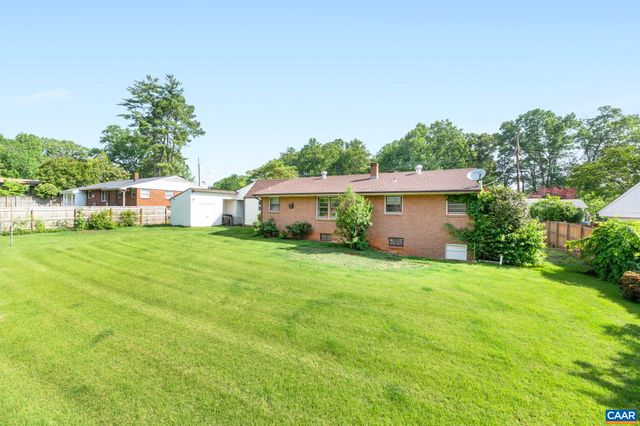 1304 LESTER DR, Charlottesville, VA 22901