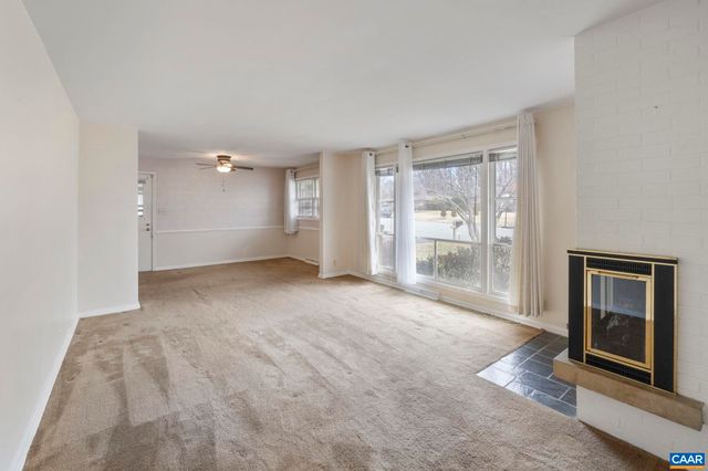 1304 LESTER DR, Charlottesville, VA 22901