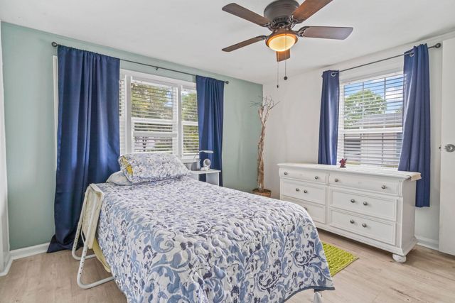 167 Crooked Island Circle, Murrells Inlet, SC 29576
