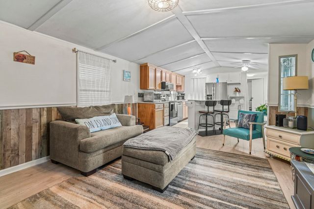 167 Crooked Island Circle, Murrells Inlet, SC 29576