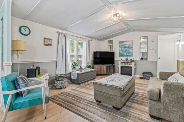 167 Crooked Island Circle, Murrells Inlet, SC 29576