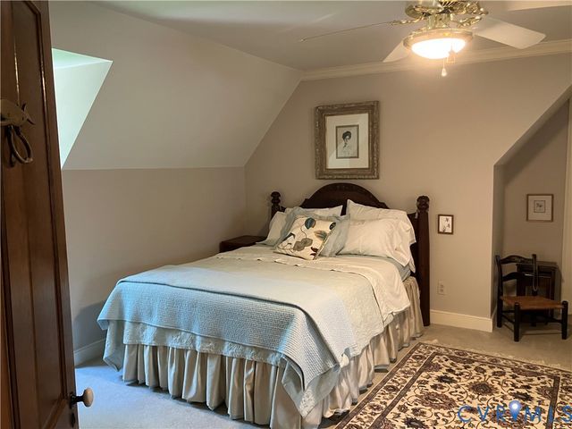 6711 Greenyard Rd, Chester, VA 23831