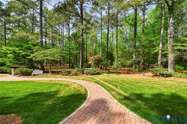 6711 Greenyard Rd, Chester, VA 23831