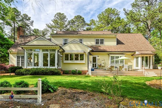6711 Greenyard Rd, Chester, VA 23831