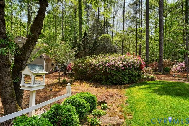 6711 Greenyard Rd, Chester, VA 23831