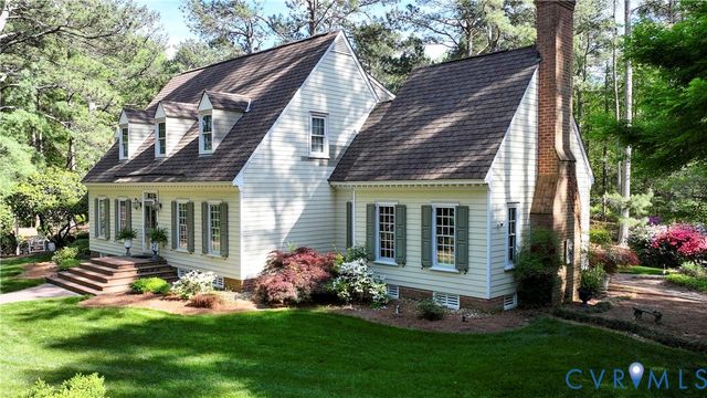 6711 Greenyard Rd, Chester, VA 23831