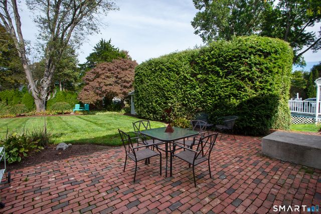 28 Tunxis Road, West Hartford, CT 06107