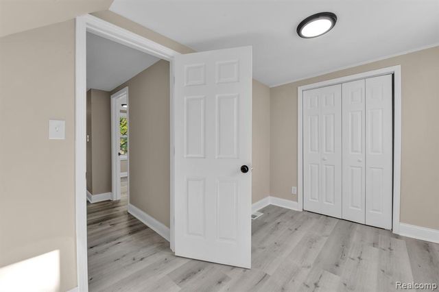 16211 Maddelein Street, Detroit, MI 48205