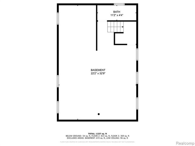 16211 Maddelein Street, Detroit, MI 48205