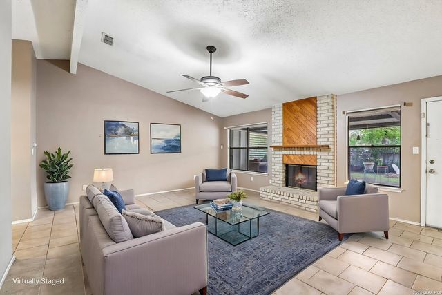 7111 Bart Hollow Dr, San Antonio, TX 78250
