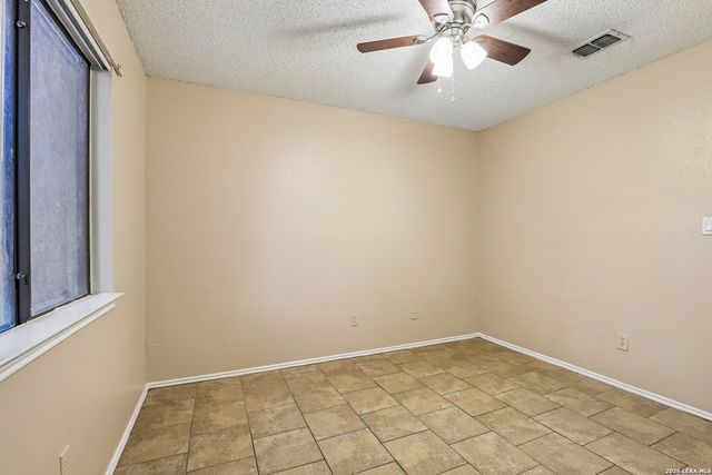 7111 Bart Hollow Dr, San Antonio, TX 78250