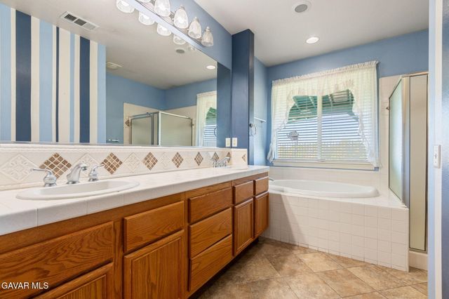 3643 Mountain Shadows Court, Palmdale, CA 93551