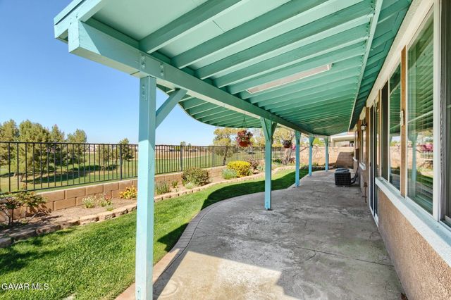 3643 Mountain Shadows Court, Palmdale, CA 93551
