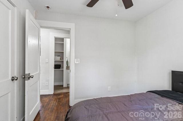 1824 Double Oaks Road, Charlotte, NC 28206