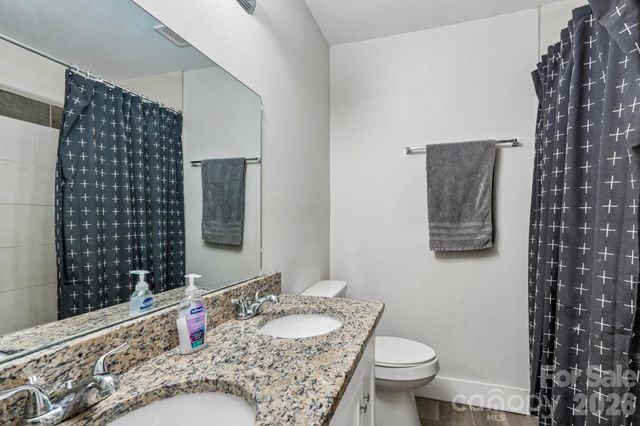 1824 Double Oaks Road, Charlotte, NC 28206