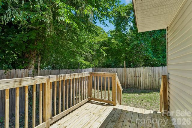 1824 Double Oaks Road, Charlotte, NC 28206