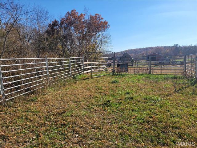 319 County Road 708A, Ellington, MO 63638