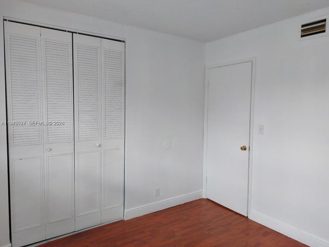 1201 SW 50th Ave 213-4, North Lauderdale, FL 33068