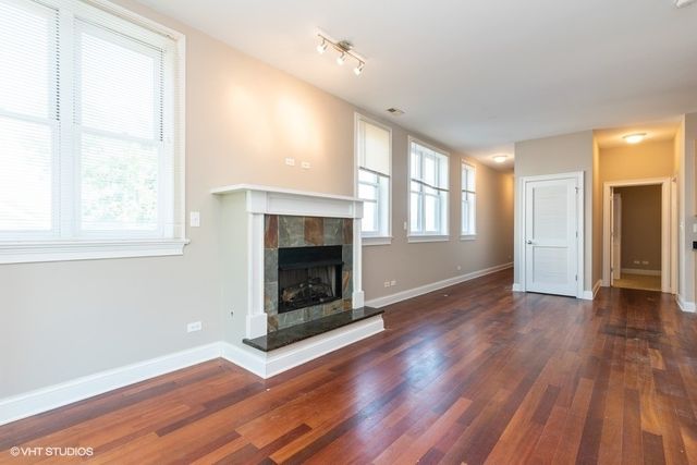 2113 W Gladys Avenue 3N, Chicago, IL 60612