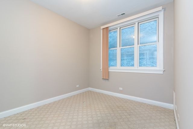 2113 W Gladys Avenue 3N, Chicago, IL 60612