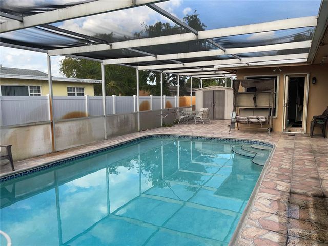 11901 NW 15th Street, Pembroke Pines, FL 33026