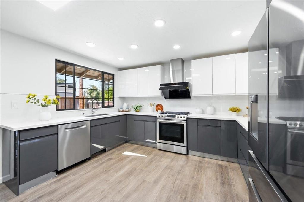 Image 14 of property listing at 2419 Brannan Place, Santa Clara, CA 95050