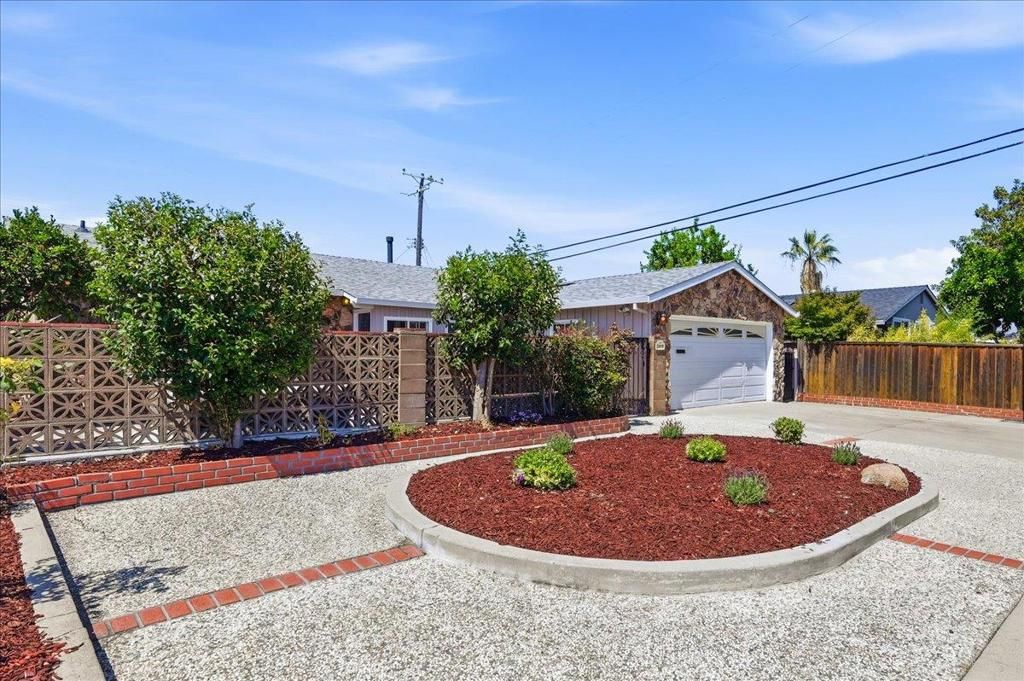 Image 3 of property listing at 2419 Brannan Place, Santa Clara, CA 95050