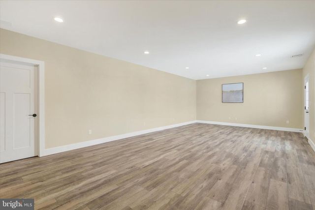 6195 MERION DR, Fayetteville, PA 17222