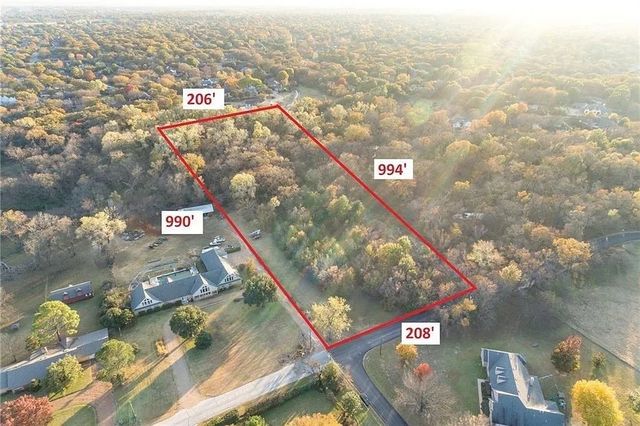 2001 Oak Knoll Drive, Colleyville, TX 76034